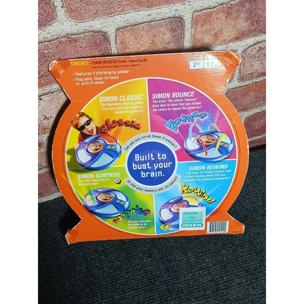Milton Bradley Simon Trickster Electronic Handheld Memory Game 2005 Hasbro New